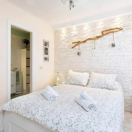 3 Bdr Detached House In Lejlighed Chayofa