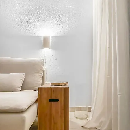 Lejlighed 3 Bdr Detached House In *